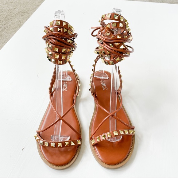 Mata “Empire State” Tan Tall Strappy Sandal - Picture 3 of 7